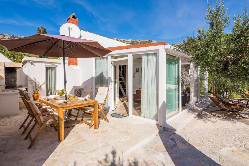 Holiday Home Zlatni San - Private Heated Pool Bol Rom bilde
